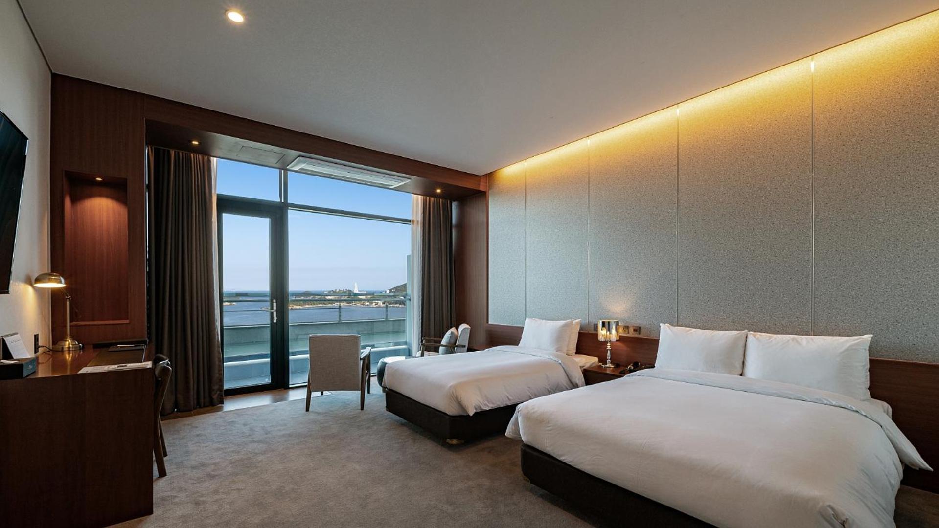 Hotel Jcs Yeosu Eksteriør bilde