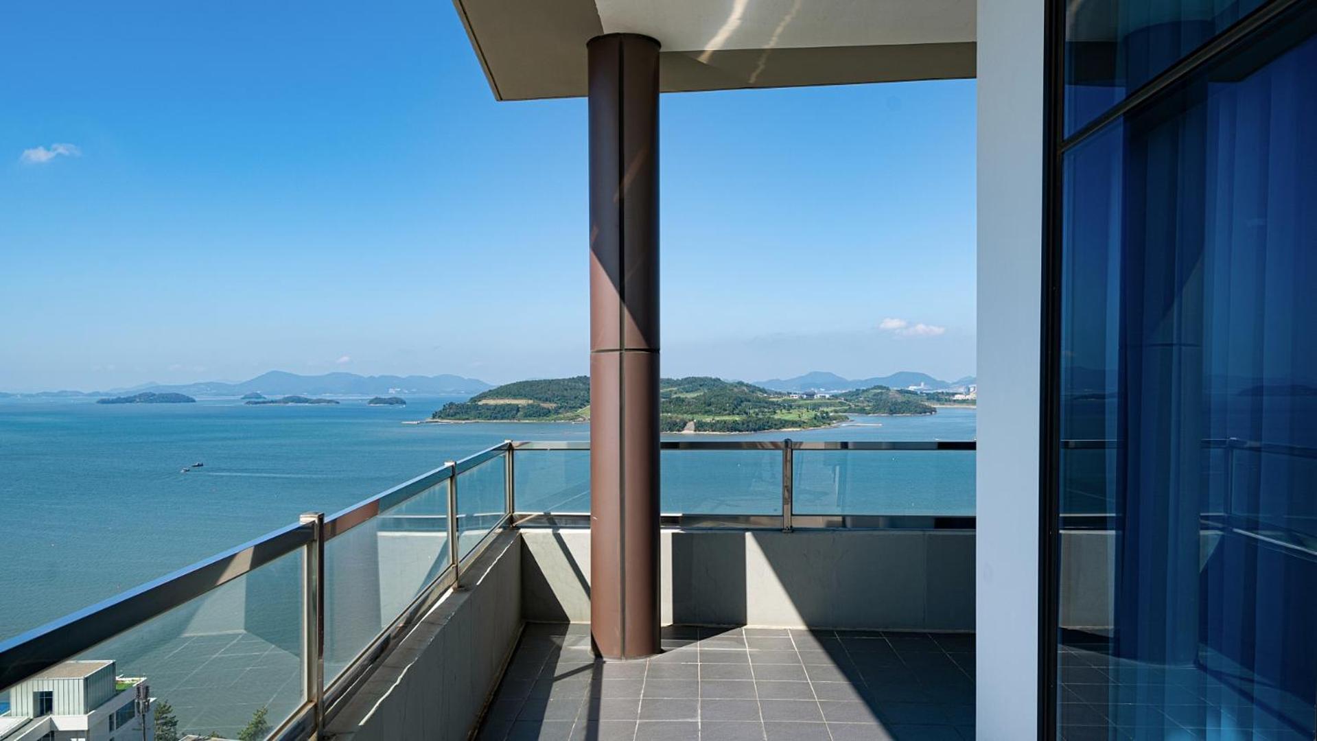 Hotel Jcs Yeosu Eksteriør bilde