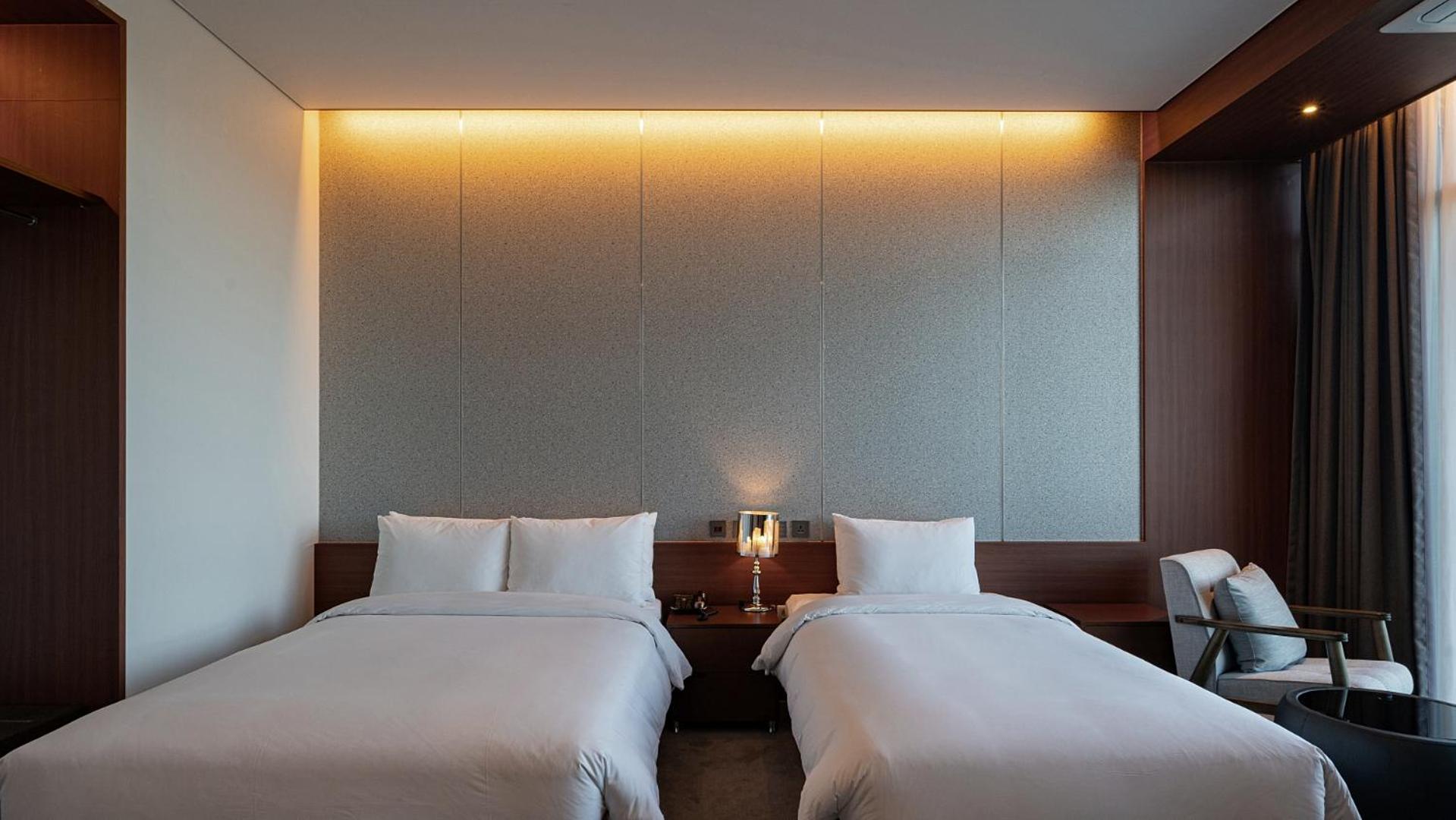 Hotel Jcs Yeosu Eksteriør bilde