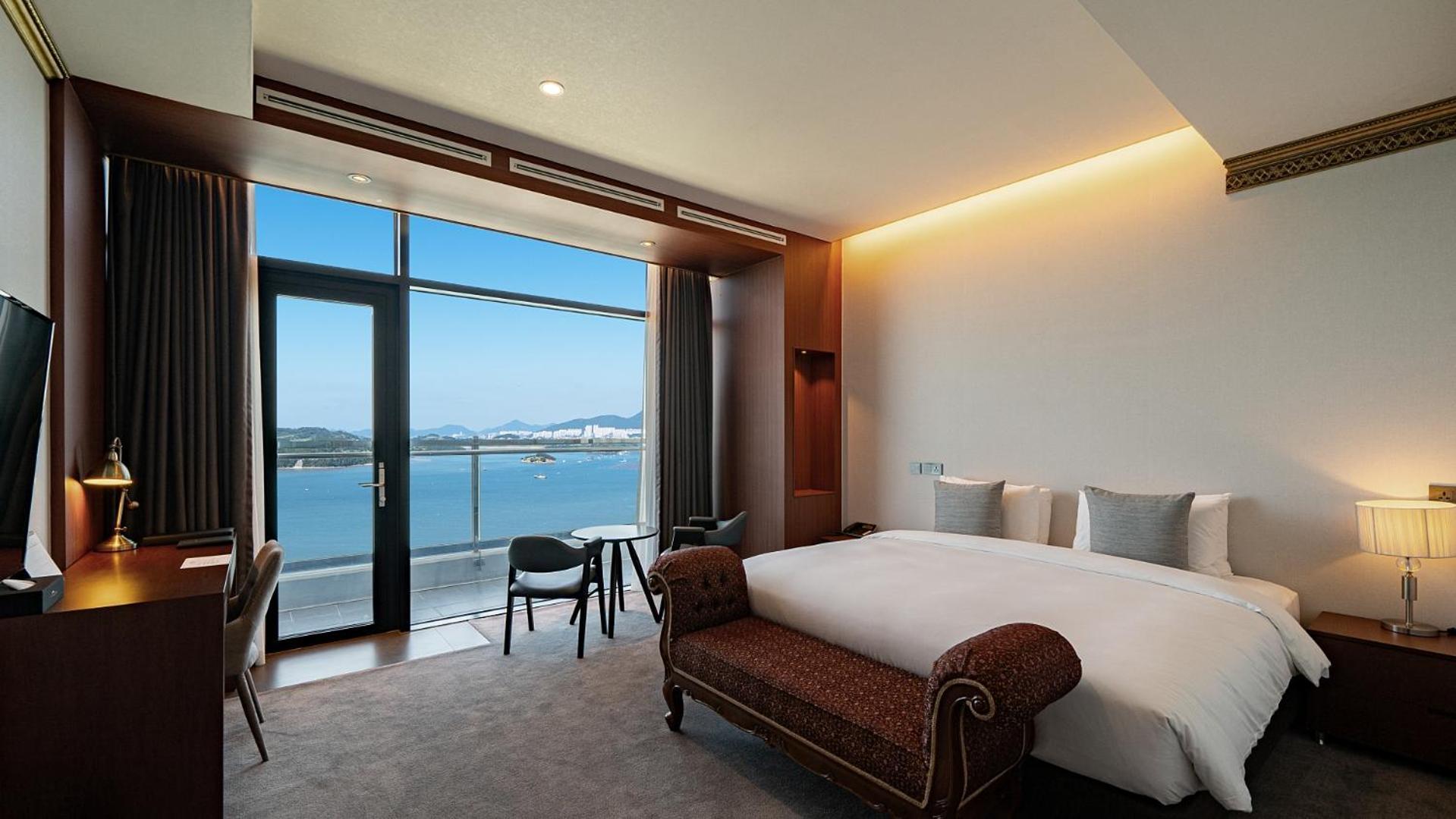 Hotel Jcs Yeosu Eksteriør bilde