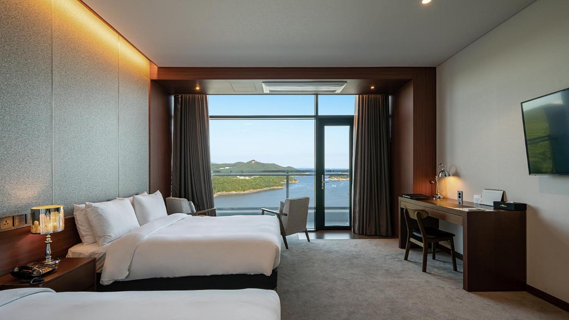 Hotel Jcs Yeosu Eksteriør bilde